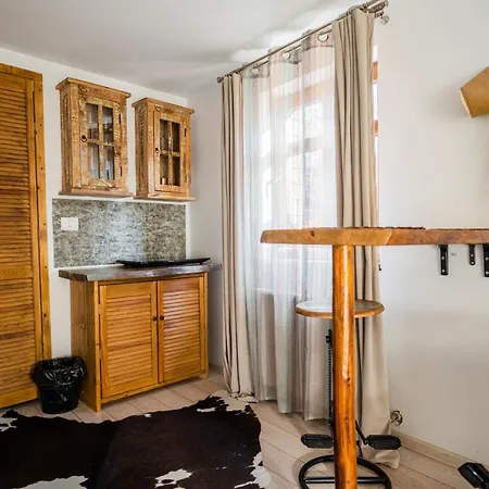 Alloggio in famiglia Hanul Anei