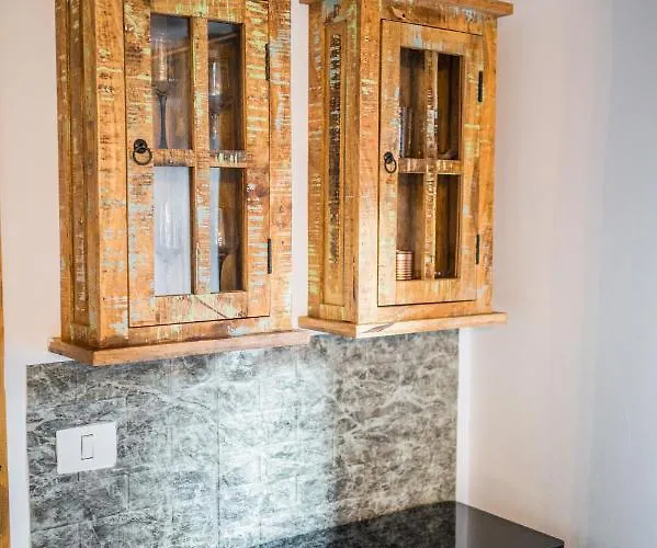 Hanul Anei And Transylvania Homestay