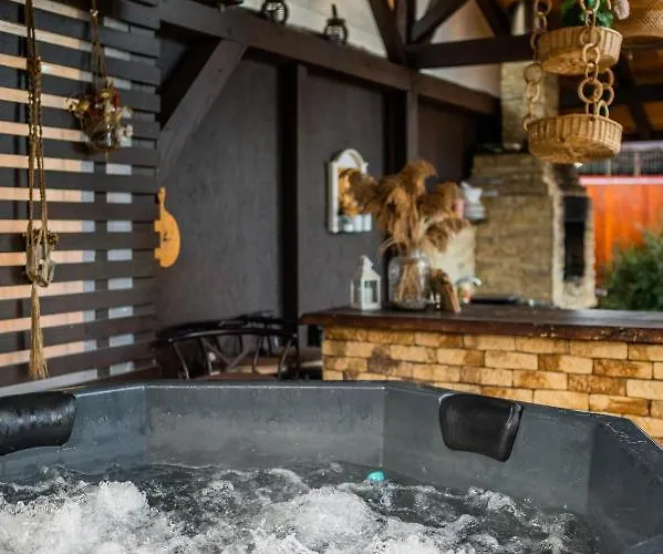 Hanul Anei And Transylvania Braşov