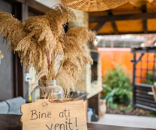 Hanul Anei And Transylvania * Braşov