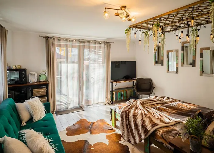 Hanul Anei And Transylvania Brasov