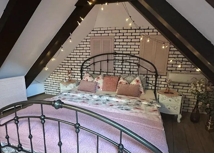 Hanul Anei And Transylvania